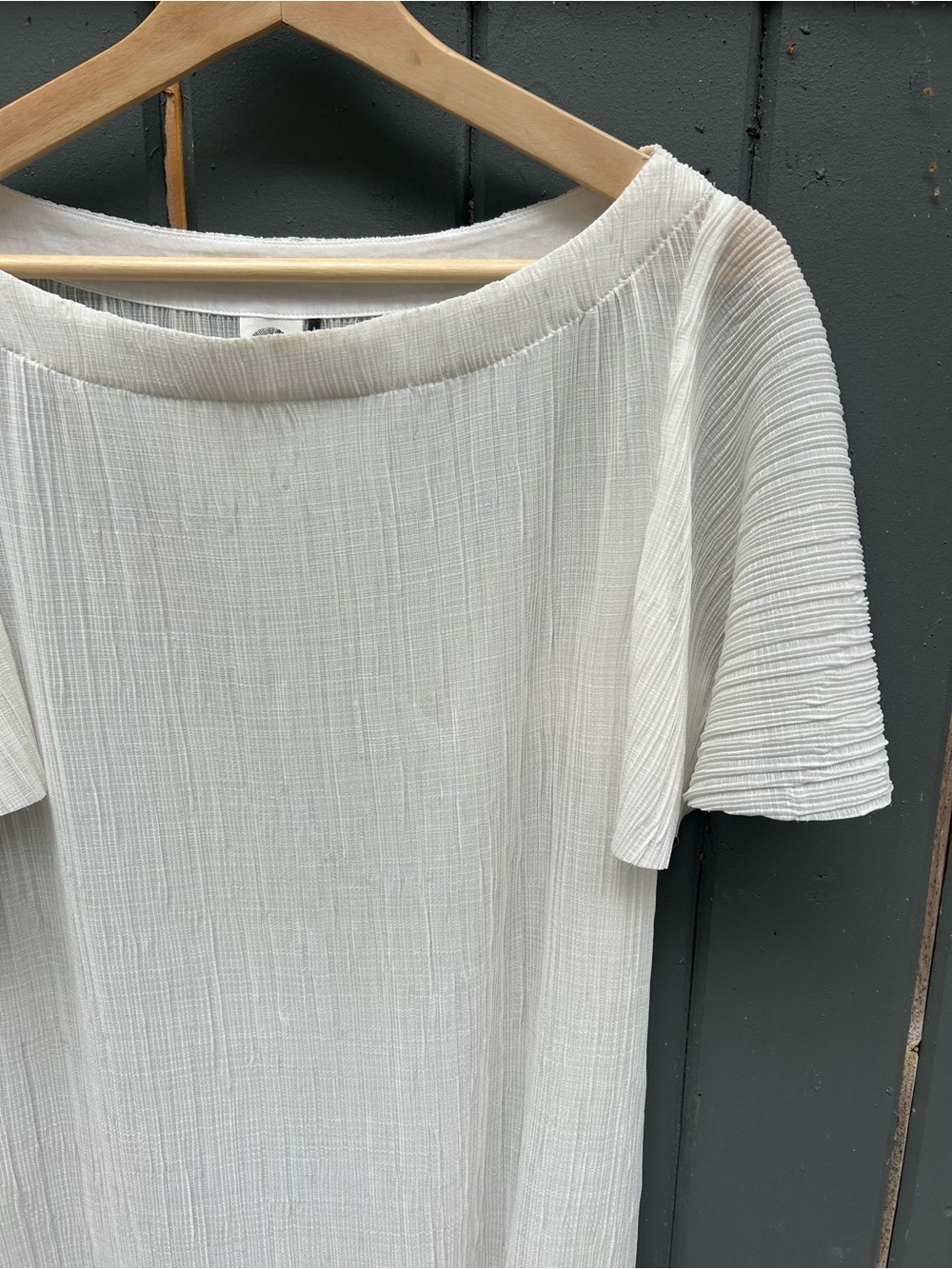 Anthropologie Akemi + Kin Sheer Pleated White Long Side Slit Tunic - XS - Picture 6 of 8